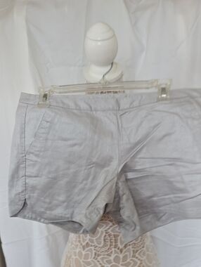 Lilly Pulitzer Light Gray High-Waist Women’s Shorts